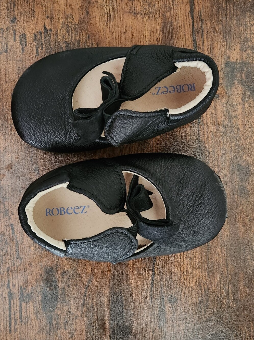 Robeez Black Leather Mary Jane Baby Walker Shoes with Bow